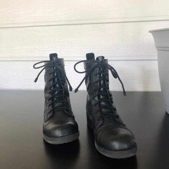 Madden Girl Combat Boots - Picture 2 of 4